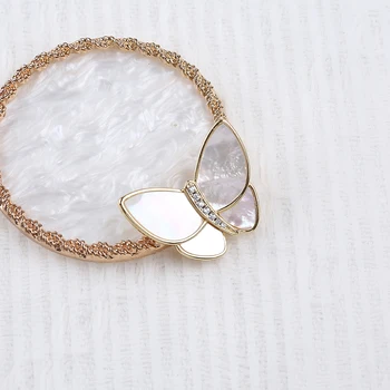 shell high-end vlastné v kukle do motýľ prírodná perleť fritillary motýľ pin brošňa ženy